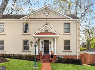 4026 Poplar St, Fairfax, VA