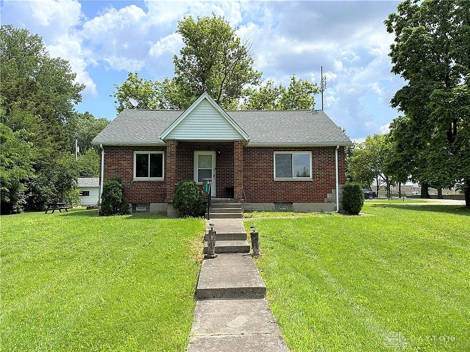 1st image of 5324 School Dr