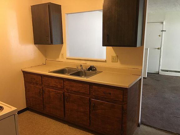 3rd image of 2358 Harrison Ave APT 19