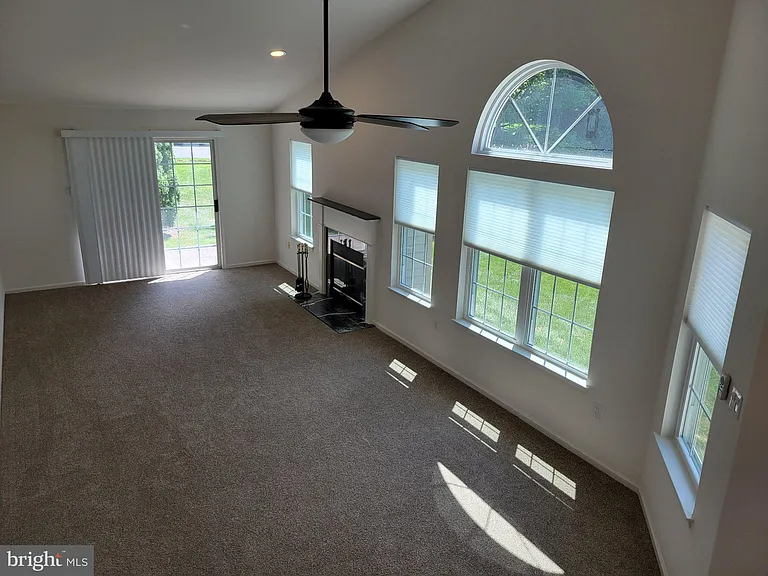 5603 Constitution Ct — Photo 25