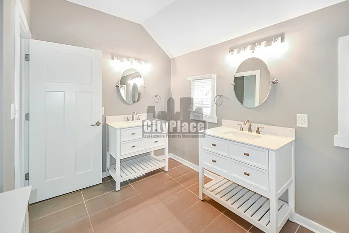 1548 Lexington Ave — Photo 29