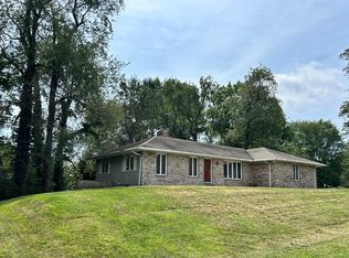 818 N Timberline Cir W, Warsaw, IN 46582