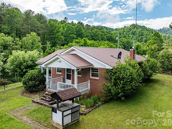 4th image of 302 Sprinkle Branch Rd