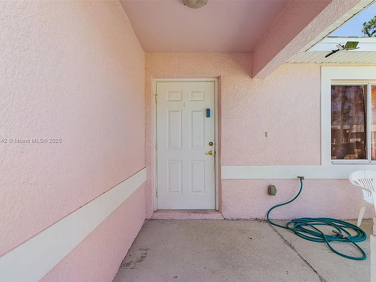 2412 Millie Ave S #2412 — Photo 24