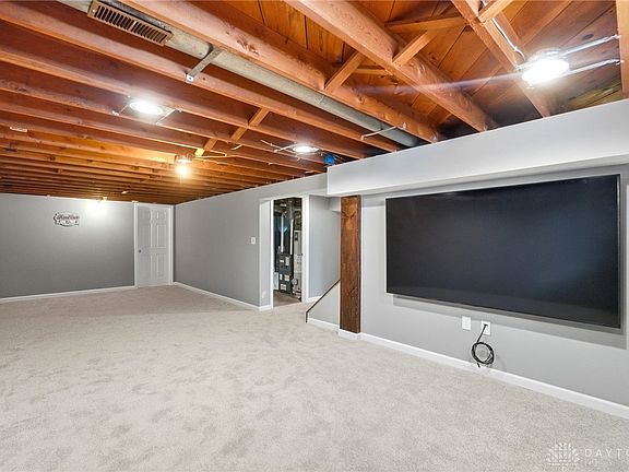 3rd image of 4724 Amesborough Rd