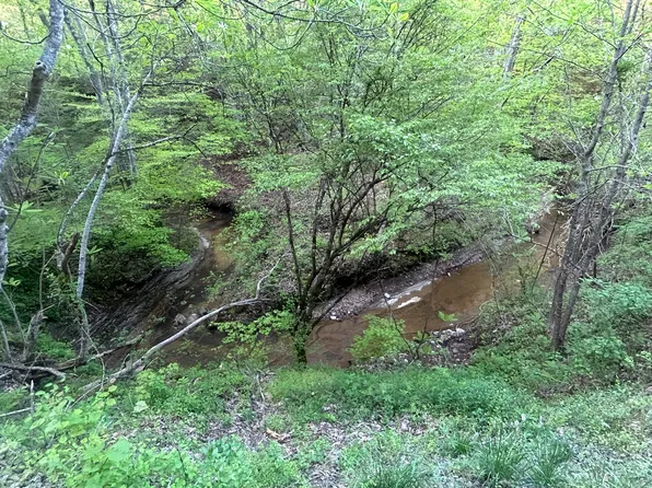 9999 Saddler Rd, Manchester, KY 40962