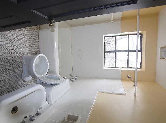 5th image of 1504 18th Ave S APT 207