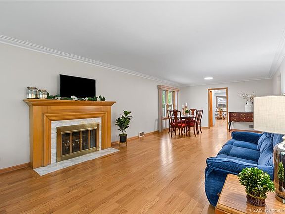 4th image of 9544 S Avers Ave