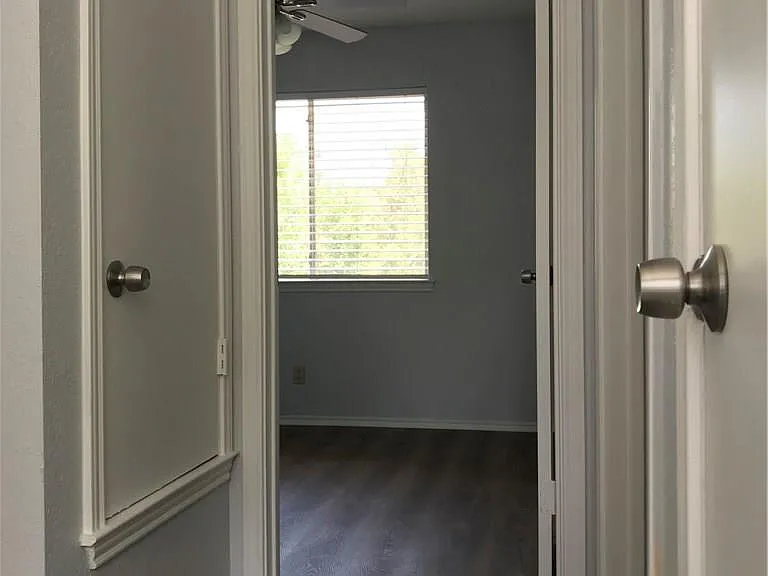 5908 Parkwood Dr #A — Photo 21
