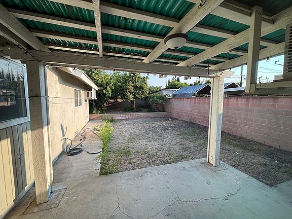4th image of 8902 Blossom Ave