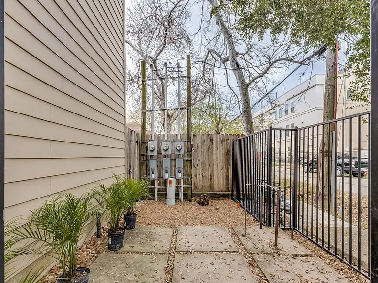 5219 Kiam St #F — Photo 24