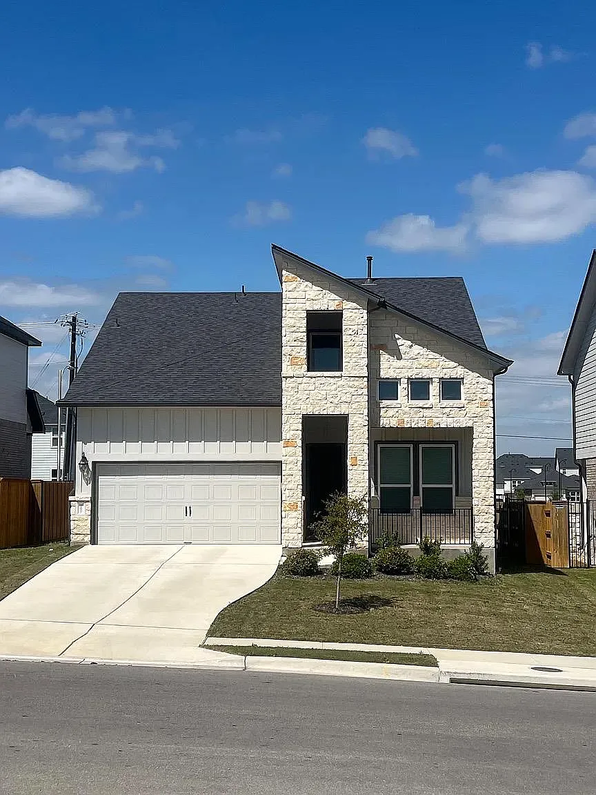 3 bed, 2.5 bath, 2146 sqft, $2,845 — Photo 1