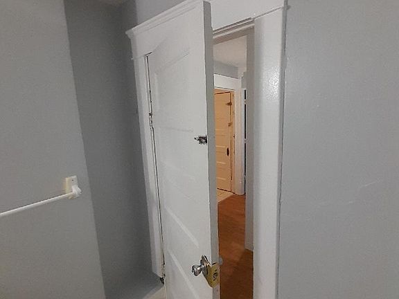 2nd image of 2308 S Pennsylvania Ave #1