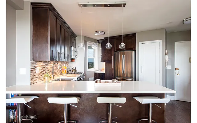 Sold by Douglas Elliman | media 24