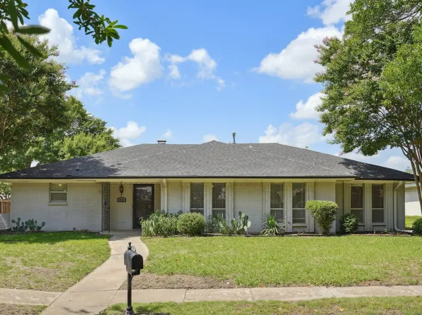 2709 S Hillbrier Cir, Plano, TX 75075