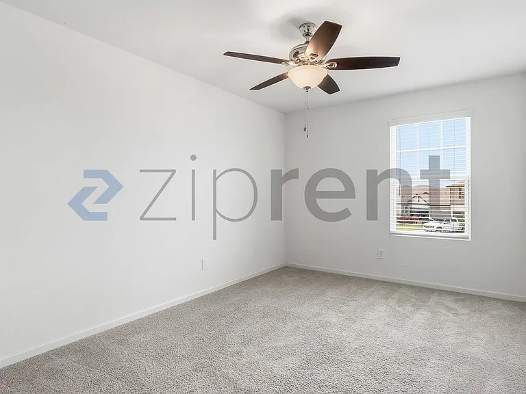 1021 Pin Cherry Ln — Photo 26