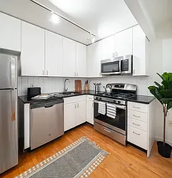 190 East 7th Street, #512