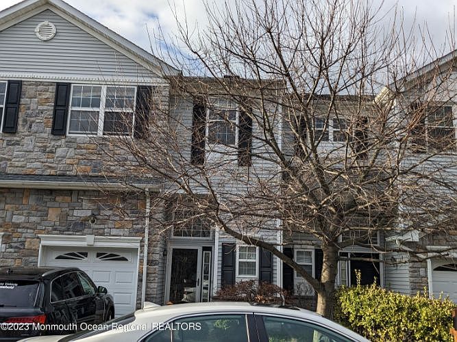 1st image of 19 Hanna Ln #299