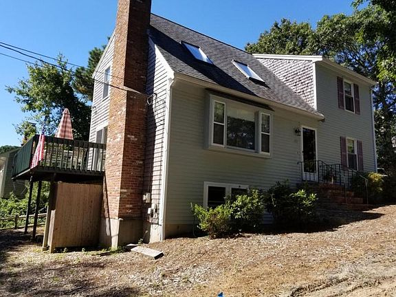5th image of 407 Summer St
