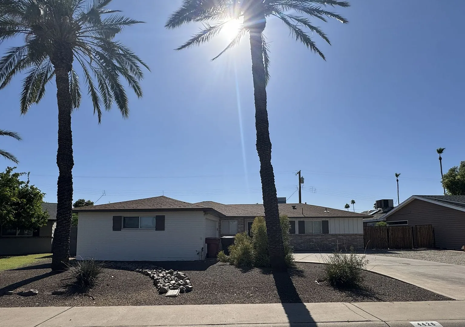 Move In Special Remodeled Gem In The Heart Of Scottsdale — Photo 3