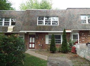 42 Patio Rd, Middletown, NY 10941