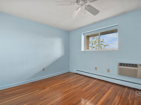 5th image of 91 Washington St Unit 19
