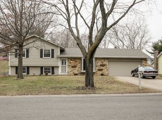 8326 Isleton Ct S, Cottage Grove, MN 55016