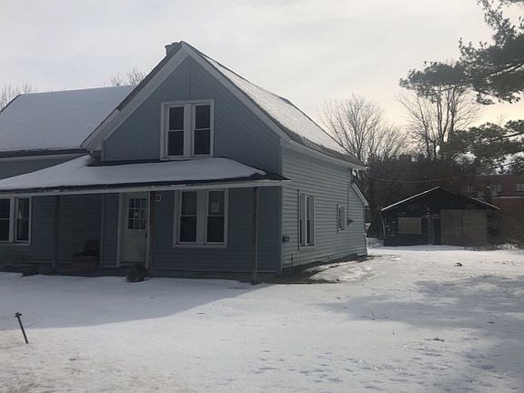 5th image of 61 Mill St
