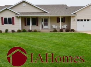 2650 Deer Run Dr, Urbana, IA 52345