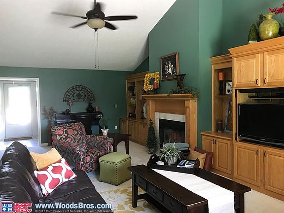 3rd image of 1619 N Ohio Cir