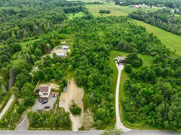 3rd image of 9237 Kuhl Rd