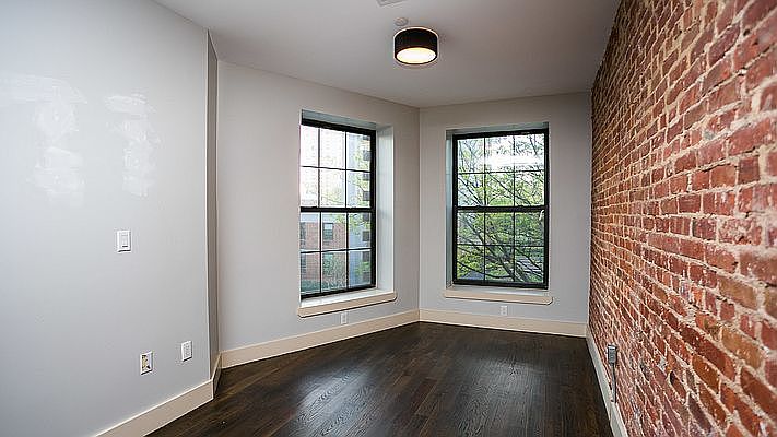 1st image of 860 Macon St #9