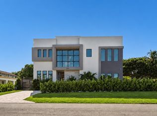 399 NE Spanish Ct, Boca Raton, FL 33432