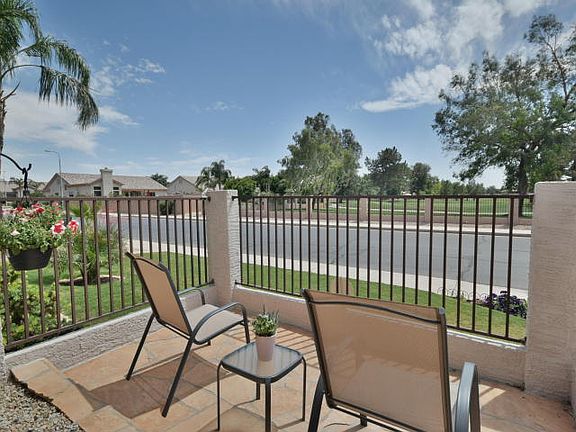 2nd image of 1394 W Rockrose Way