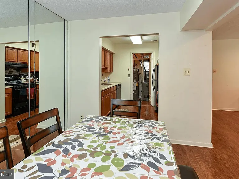 4 Wynwood Dr #14 — Photo 10