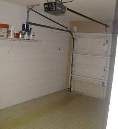 ATTACH GARAGE