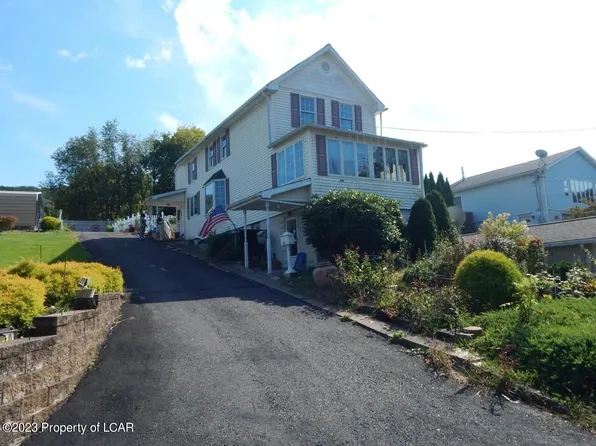 350 Hill St, Sugar Notch, PA 18706