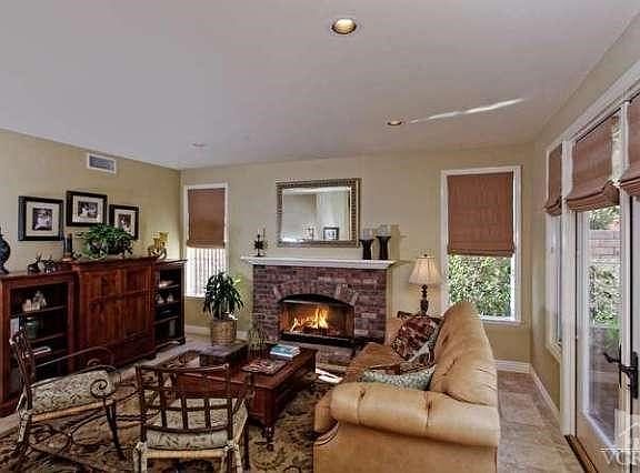4th image of 2387 Gillingham Cir