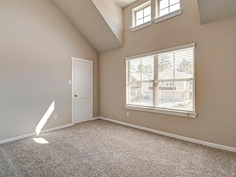 315 N Spotted Fern Dr — Photo 31