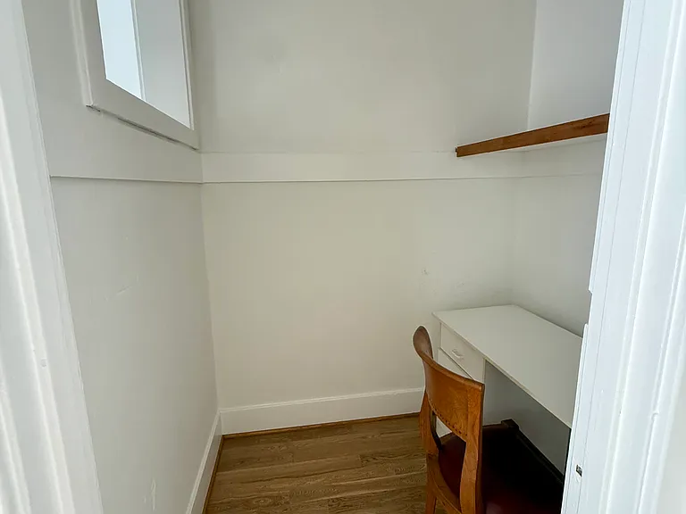 Nadine Apartments — Photo 13