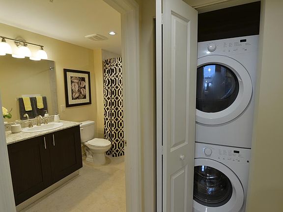 3rd image of 1600 SW 78th Ave APT 214