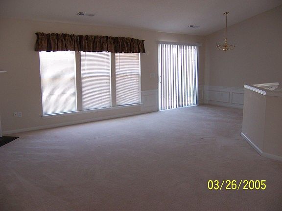 3rd image of 301 Karsten Creek Dr