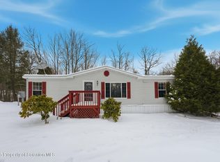 141 Hollister Dr, Moscow, PA 18444