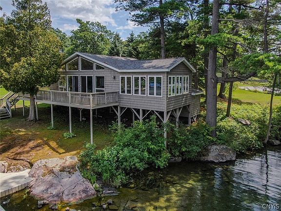 2nd image of 111 Blind Bay Rd