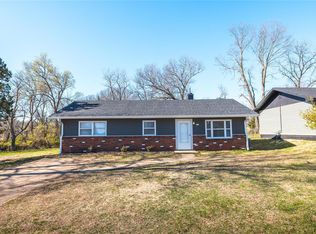 113 Fleetwood Dr, Waynesville, MO 65583