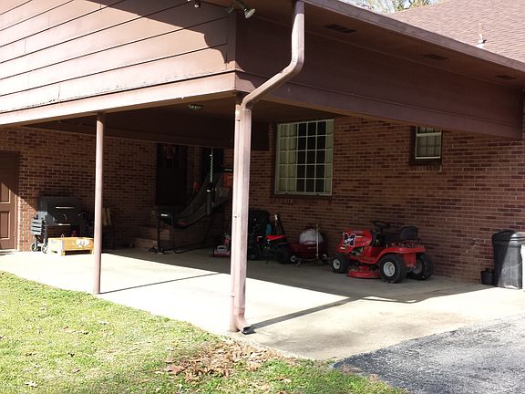 Carport in rear of house
