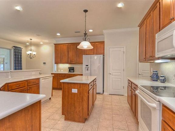 2nd image of 7638 Whispering Wind Dr