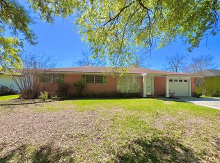 5195 Oriole Dr, Beaumont, TX 77707