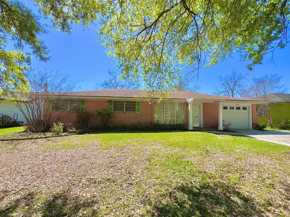 5195 Oriole Dr, Beaumont, TX 77707