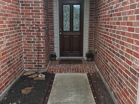 5th image of 4401 E Meadow Dr